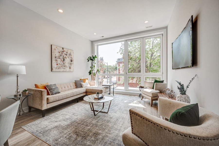 Family-Room 
