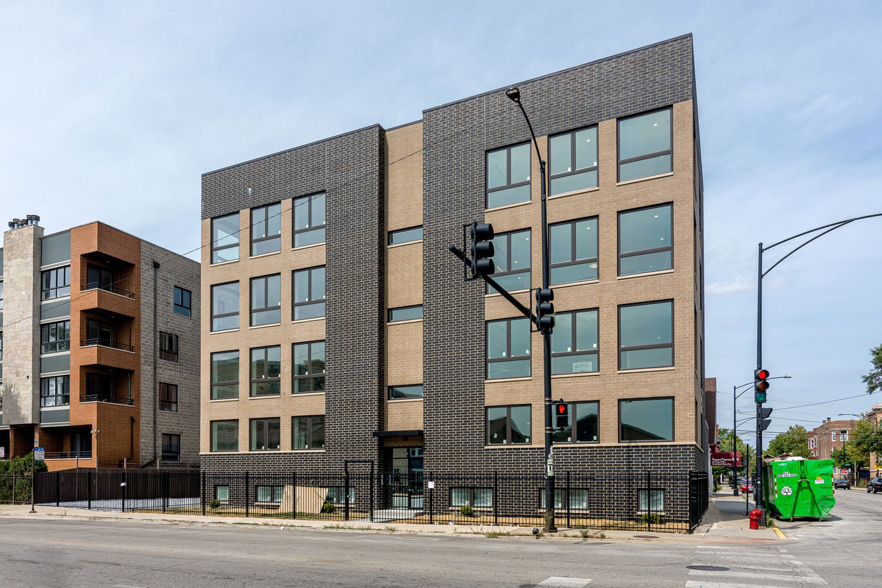 250-S-Oakley-Blvd., Chicago right