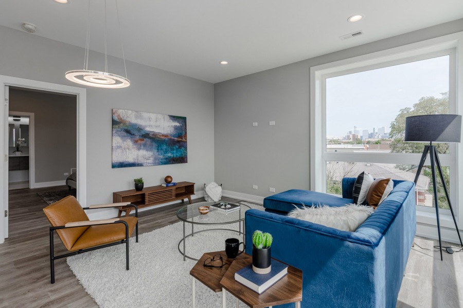 Family-Room 
