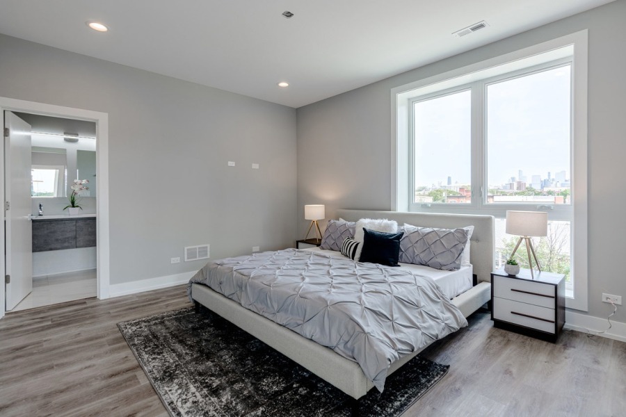Master-Bedroom 
