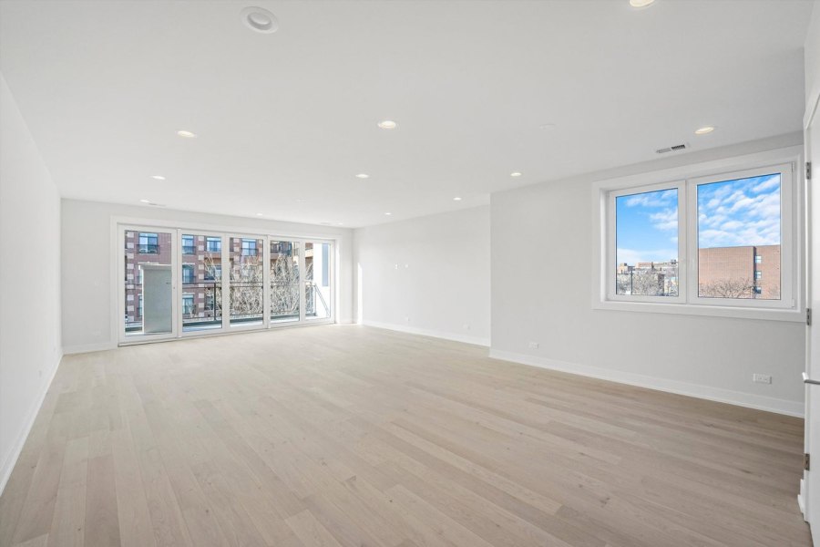 Master-Bedroom 

